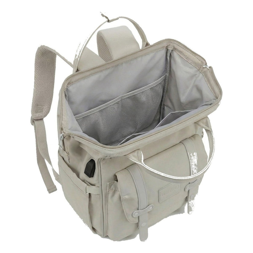 Que mettre dans son sac à langer : la checklist complète